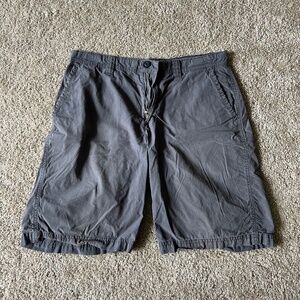 Columbia Mens 32W Gray Khaki Hiking Shorts
